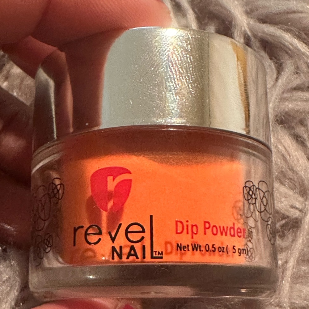 Revel Nail Gift of Revel May 2020 Classy DIP POWDER 0.5 oz